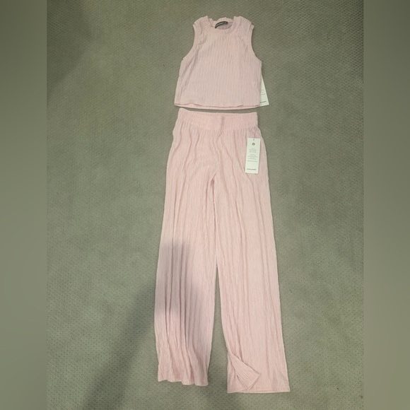 Pink Ribbed Two-Piece Set - Picture 10 of 10